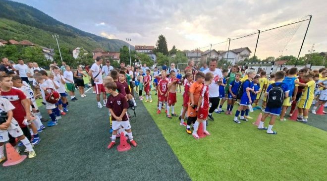 Hrasnica centar fudbalskih dešavanja: Tradicionalni turnir “Fair Play-Cup” okupio talentovane mališane